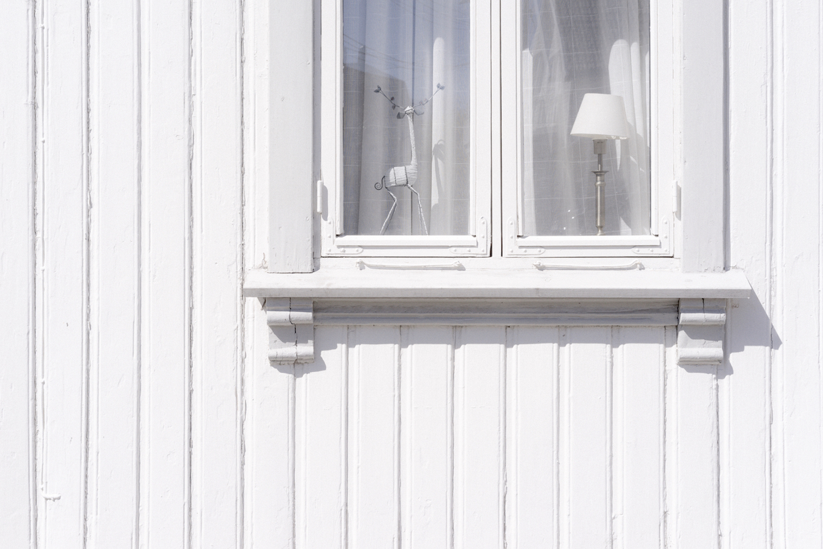 Window, white.jpg