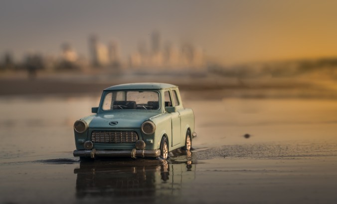 Car, beach, skyline.jpg